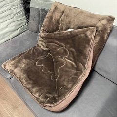 毛布 暖かいです！（お揃いの掛け布団と枕も…）の画像