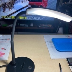 【SALE】ニトリ LEDデスクライト 中古 リサイクルショップ宮崎屋住吉店24.10.26の画像