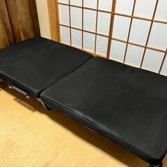折り畳みシングルベッド ブラック 美品 5年使用の画像