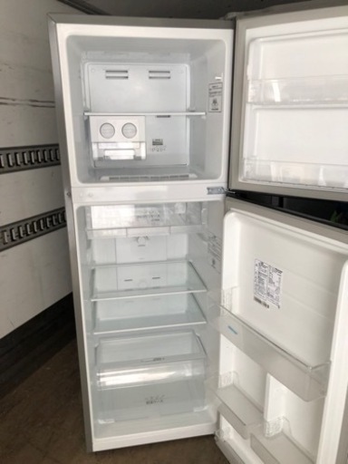 北九州市内配送無料　保証付き　ハイセンス 冷蔵庫 幅55cm 227L シルバー HR-B2302 2ドア 右開き 大容量冷蔵室174