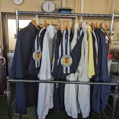 新品と中古のゴルフシャツ