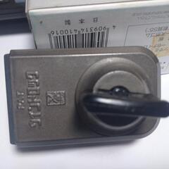 防犯 サッシ用補助錠 日本製 参考価格680円