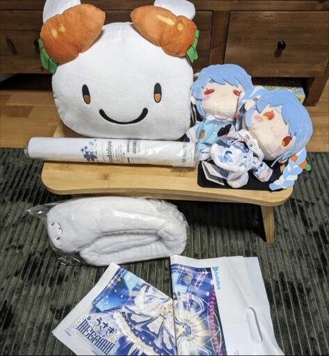 【新品未使用】ホロライブ 兎田ぺこら ぺこもんほっこりうでまくら パペット など 5点セット