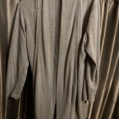 茶、ジャージ素材、カーディガンお譲りします。