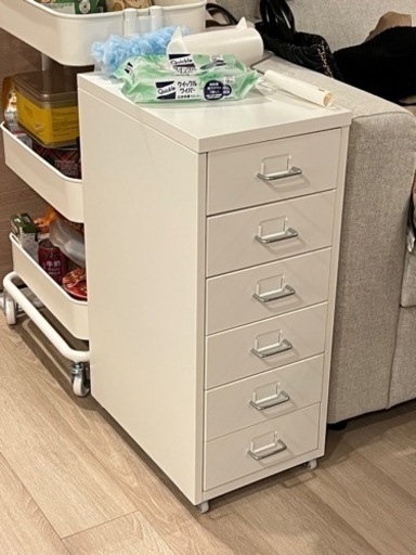 IKEA キャスター付きチェスト