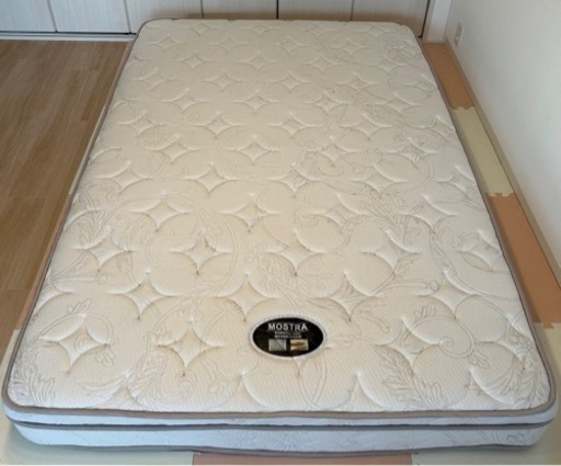 【値下げ】マットレス　ダブルマットレス　ニトリ