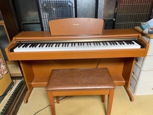 YAMAHA 電子ピアノ
