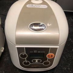 ☆中古￥5,500！シー・シー・ピー　3.5合炊飯ジャー　家電　...