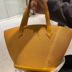 中古 LOUIS VUITTON