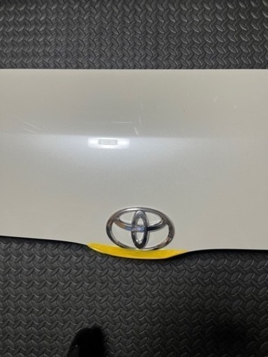 ハイエース5型スーパーGL標準ボディ純正ボンネット