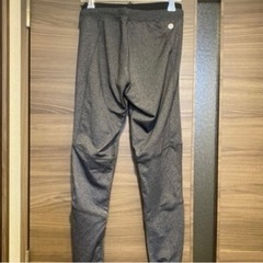 ヨガパンツの画像