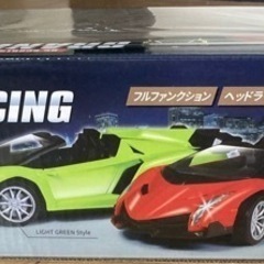 ラジコンカーの画像