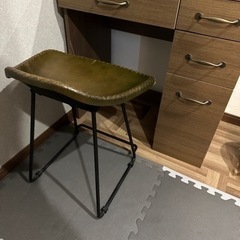 ドレッサー　化粧台　⚠️取引中⚠️椅子付き　三面鏡【引き取り早い方優先】の画像