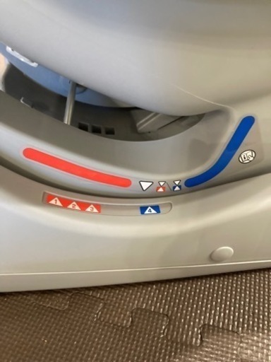 ほぼ未使用のチャイルドシートです。