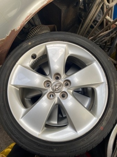 バリ山　215/45R17付きホイール