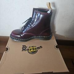 ドクターマーチン決まりました。