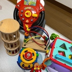 ボーネルンド、アンパンマンなどおもちゃまとめ売りの画像