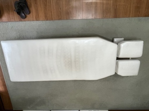 ①
治療用べッド（特注品）