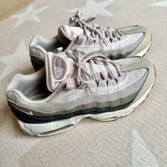 値下げ！！【海外モデル】レアです！！　24㎝　Nike Air Max 95 Desert Sandの画像