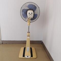 日立　古い扇風機の画像