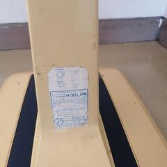 日立　古い扇風機の画像