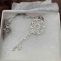 ネックレス、ペンダント？の画像