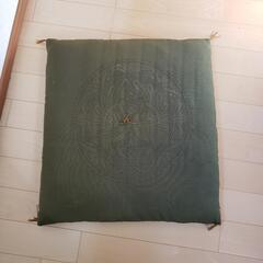 初めて投稿します。座布団10枚セット 
