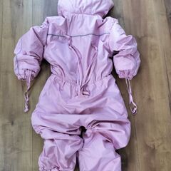 スキーウェア    ジャンプスーツ    防寒着   つなぎ    サイズ１１０（サイズ調整可能の為 サイズ１００着用のキッズにもおすすめです）   ピンクの画像
