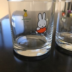 ミッフィーガラスコップペア（缶入り）の画像