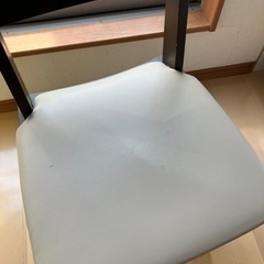 回転式チェア2脚の画像