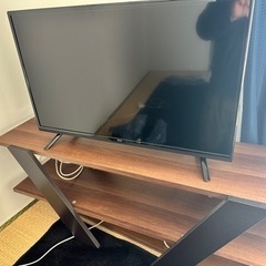 32V 2023年製　テレビとテレビ台