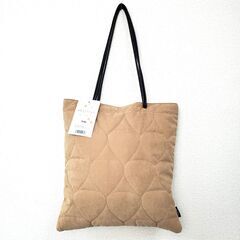 【新品タグ付】☆かるくてらくらく☆ キルティングトートバッグ 縦...
