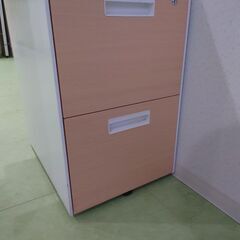 デスク下キャビネット差し上げます！の画像