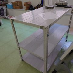 作業台として使用していました。差し上げます！