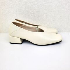 【新品タグ付】Comme ca Mature パンプス ミュール 2WAYシューズ M(23.5cm) アイボリー ☆かかとを折って履ける☆ コムサマチュアの画像