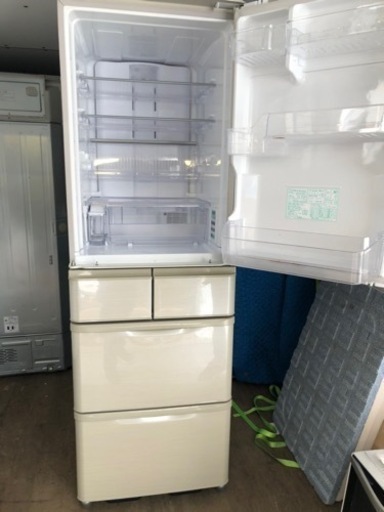 北九州市内配送無料　保証付き　2018年式　シャープ SHARP SJ-W411E-N [プラズマクラスター冷蔵庫 （412L・どっち