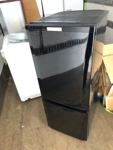 北九州市内配送無料　保証付き　2018年式　三菱電機 MITSUBISHI ELECTRIC MR-P15D-B [冷蔵庫 （146L