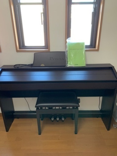 ピアノ　カシオ