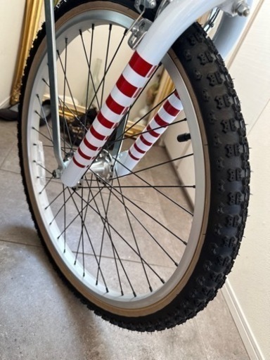 大幅値下げ【KUWAHARA　Survivor 24　Red／White】ミルクカート付き