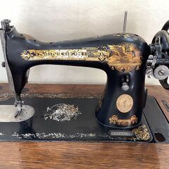 網脚　アンティークミシンの画像
