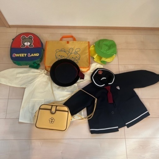 使用期間2ヶ月ほど。可児市 今渡幼稚園の制服など 110センチ