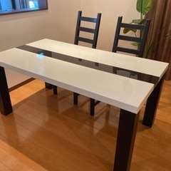 ダイニングテーブル＆イス４脚