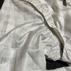 GOTCHA  ジャンパー　白　フード付き　mサイズの画像