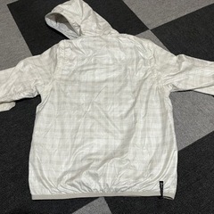 GOTCHA  ジャンパー　白　フード付き　mサイズの画像