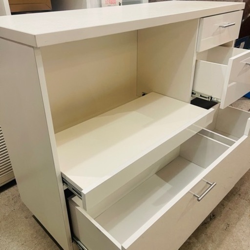 《売約済》食器棚　レンジボード　サイドボード　キッチンカウンター　キッチン収納　コンセント　付き　検　ニトリ　マルミツ　コーポレーション　サンウッディ