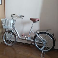 ２０インチ　軽量　自転車　チノンズ　CHINON’S　アルミフレーム　軽快車　ままちゃり　ママチャリ　パパチャリ　太いフレームの画像