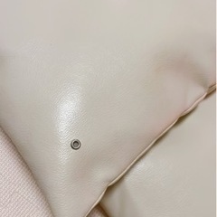 オシャレ✨時計とクッションの画像