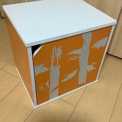 カラーボックス