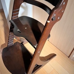 チャイルドチェア　子ども椅子の画像