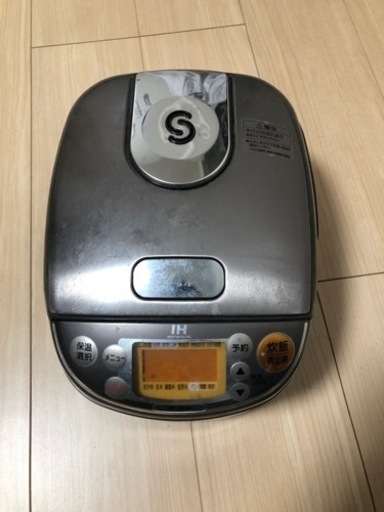一人暮らしにぴったり！3号炊きの炊飯器